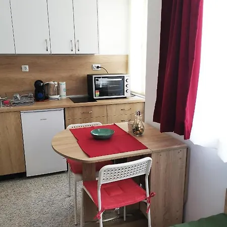 4 Seasons Apartments, A2 플로브디프